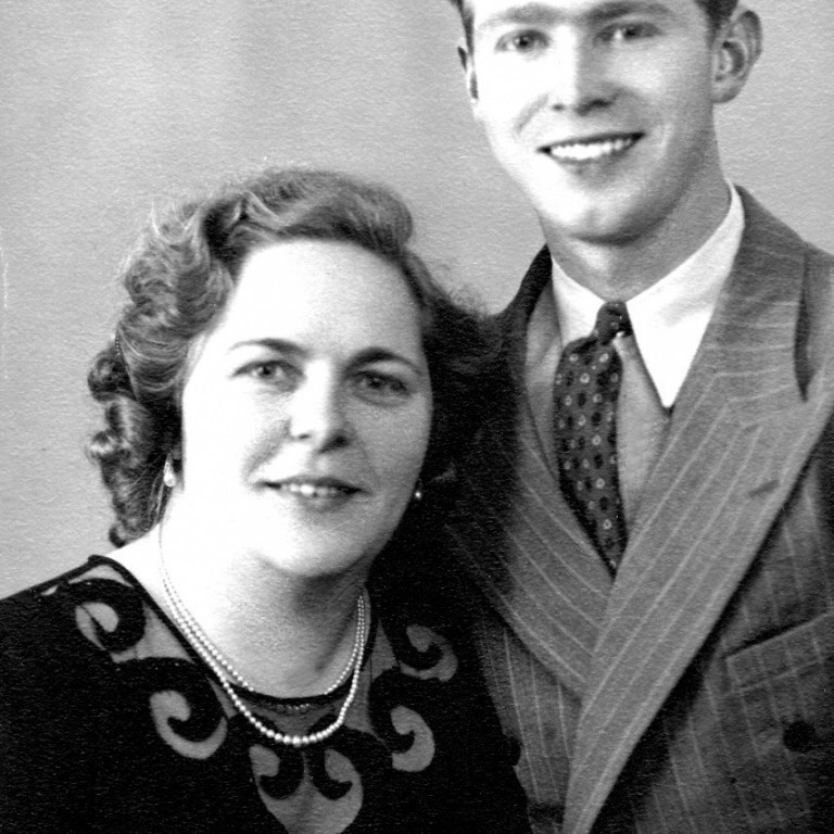 gudfinna_og_fridrik_thorvaldsborn_ca_1943