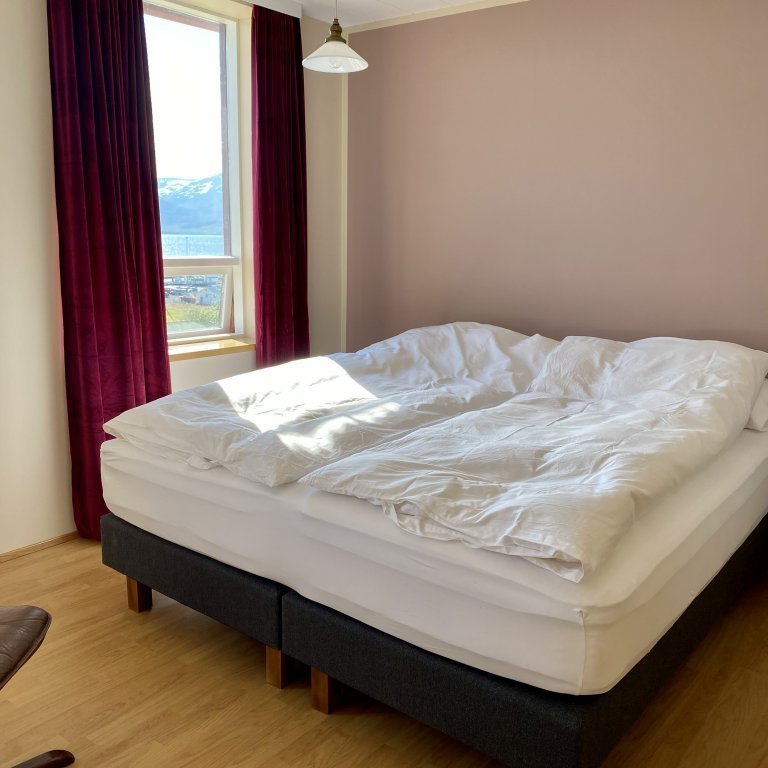 4cdd35bc-da57-4386-9bcd-7a00891e6f9f_1_201_a