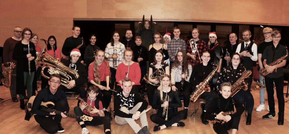 Blásarasveit með tónleika í íþróttahúsinu