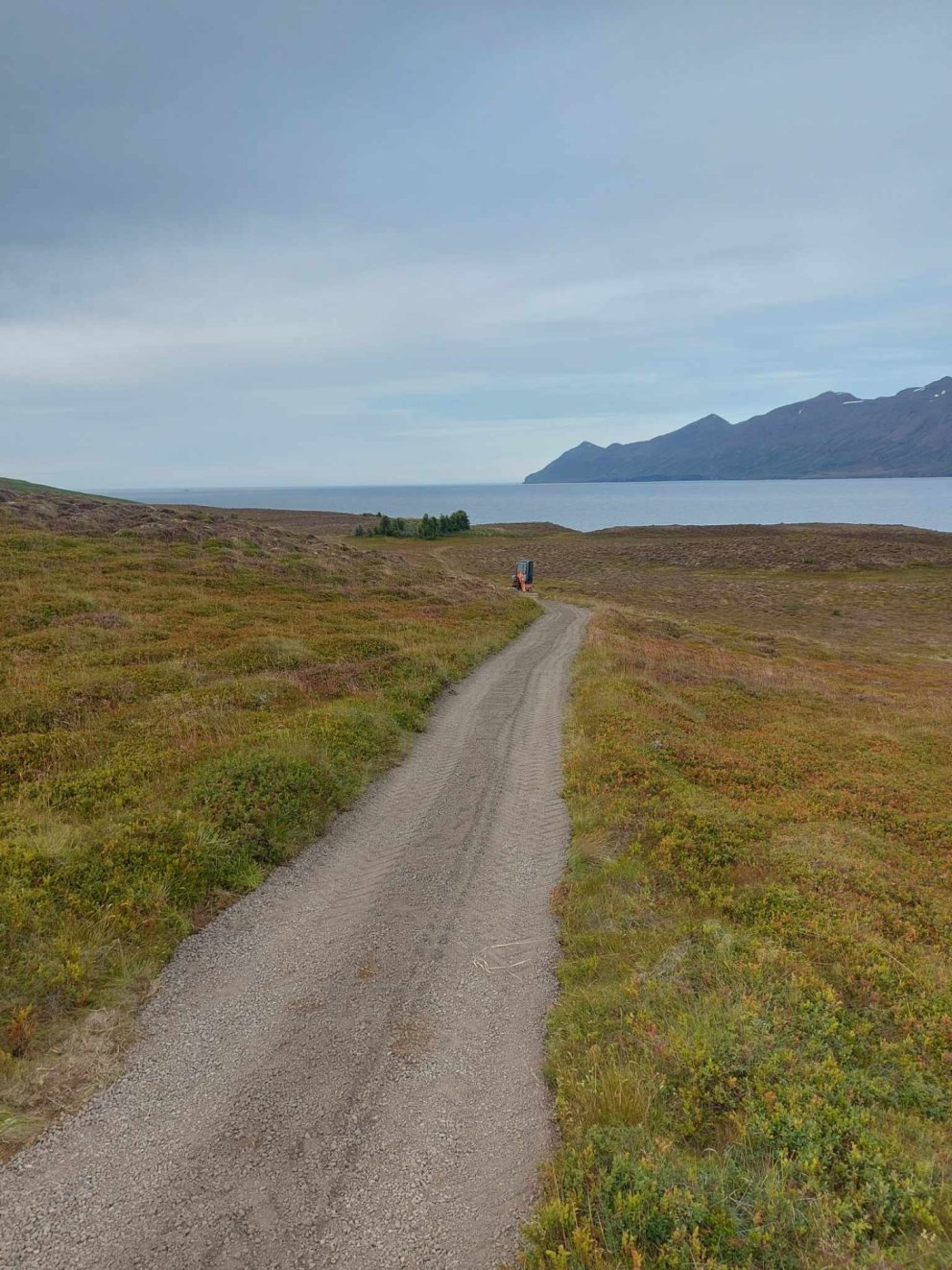 Unnið við stígagerð á rauðu leiðinni