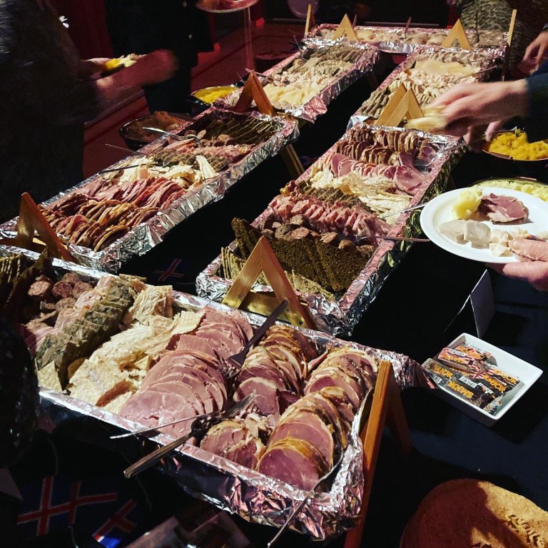 Þorramatur frá Verbúðinni 66 á Þorrablóti Hríseyjar