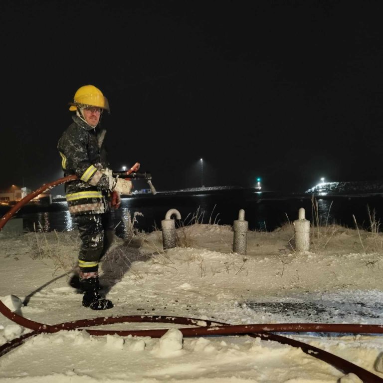 Ingólfur Sigfússon brosir við æfingar í frostinu